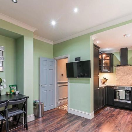 Stylish 2 Bedrooms Flat Sleeps 6 & Garden London Zone 2 Cls Central Luaran gambar