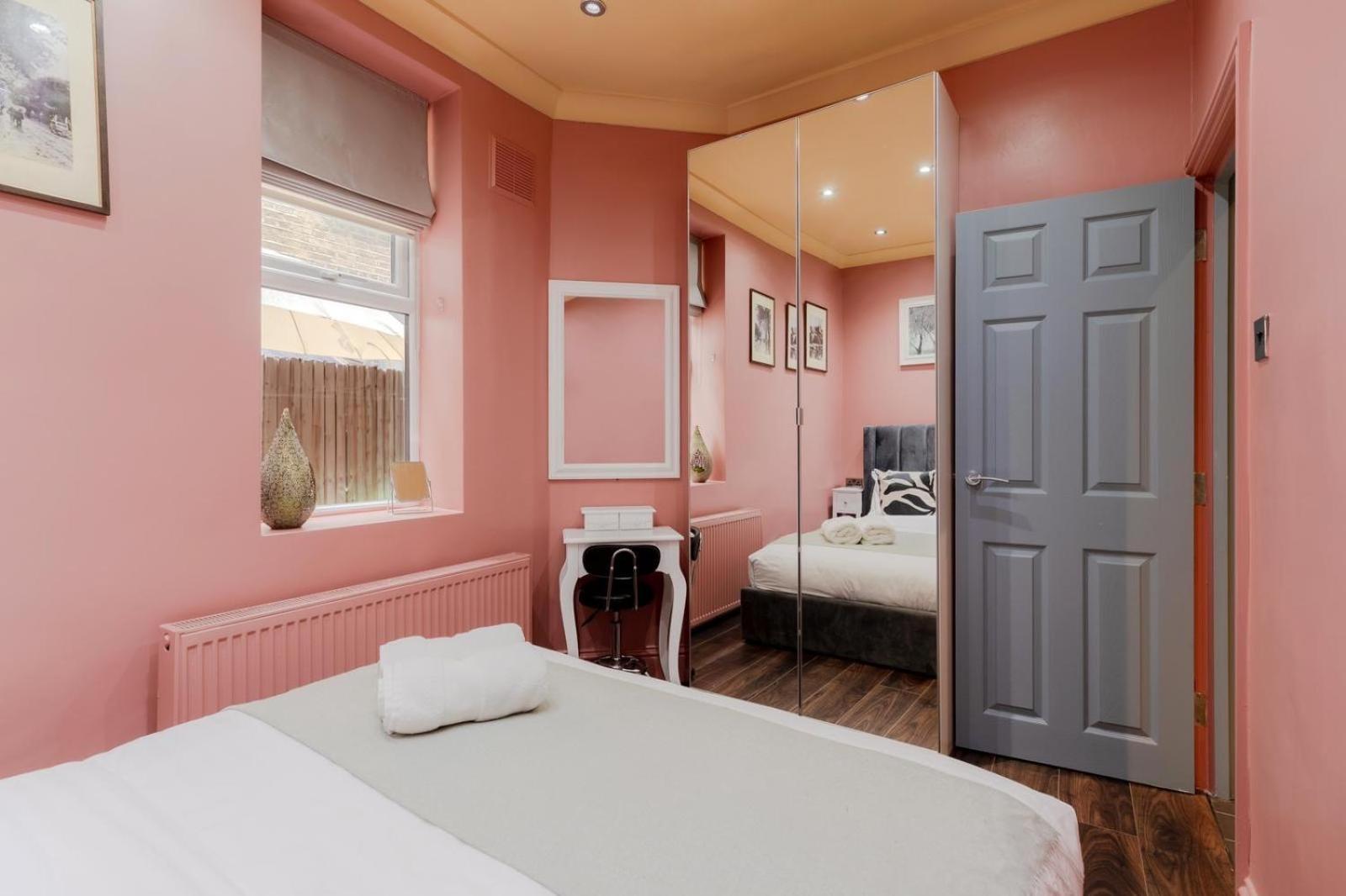Stylish 2 Bedrooms Flat Sleeps 6 & Garden London Zone 2 Cls Central Luaran gambar
